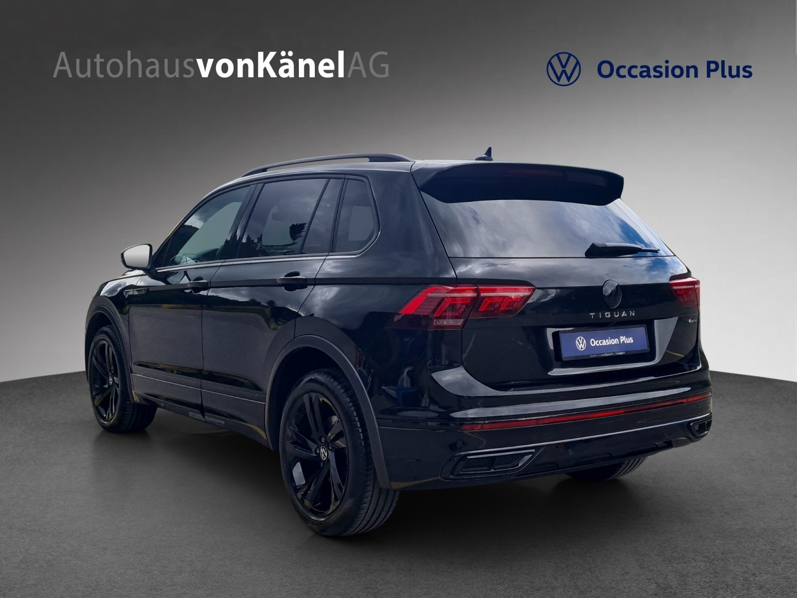 VW Tiguan R-Line, Petrol, Second hand / Used, Automatic - 3