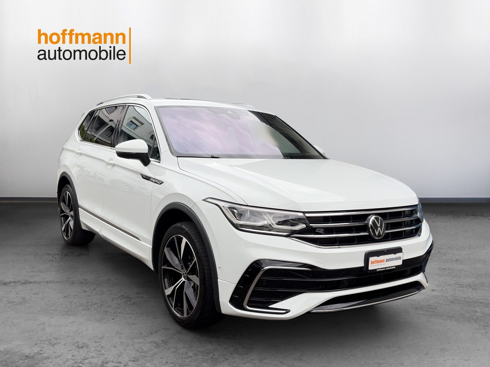 VW Tiguan Allspace PA R-Line, Benzin, Occasion / Gebraucht, Automatik - 3