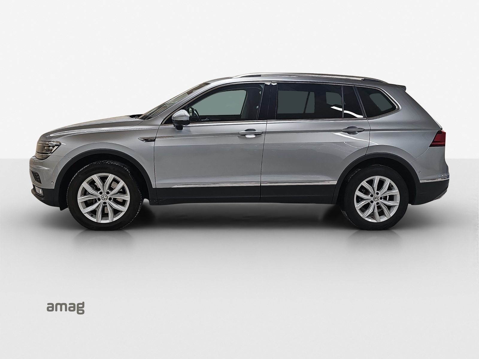 VW Tiguan Allspace Highline, Petrol, Second hand / Used, Automatic - 2