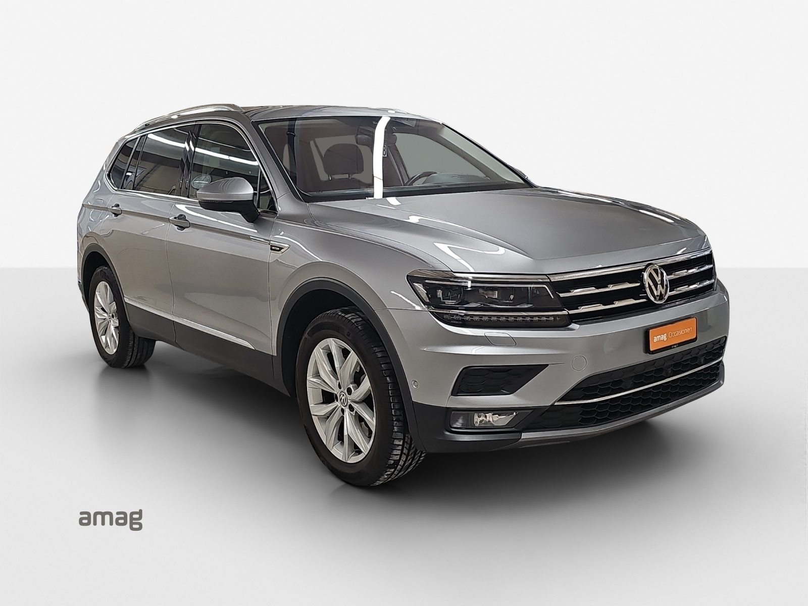 VW Tiguan Allspace Highline, Petrol, Second hand / Used, Automatic - 5