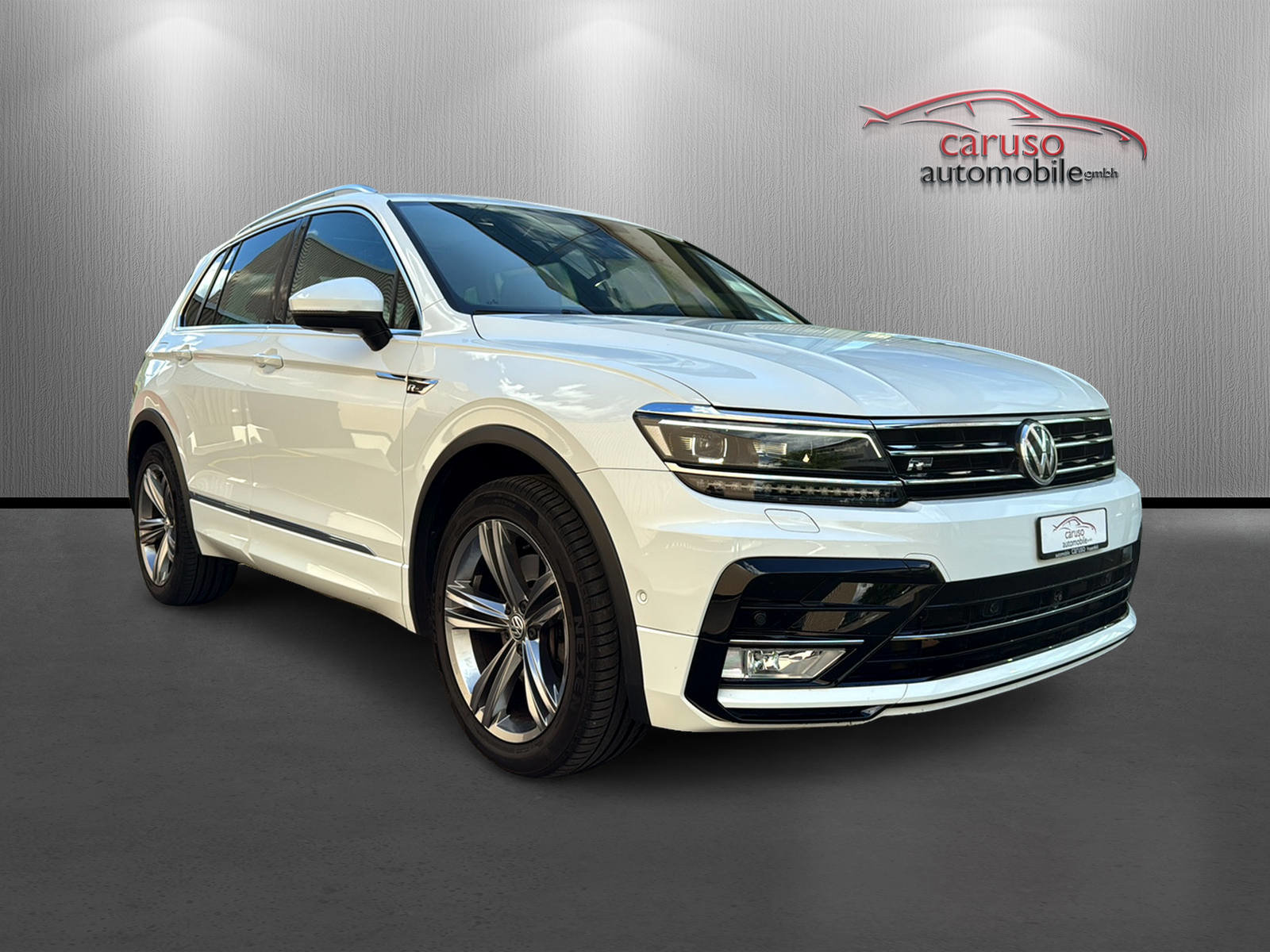 VW Tiguan 2.0TSI Highline 4Motion DSG*R-Line*Standheizung*Pa