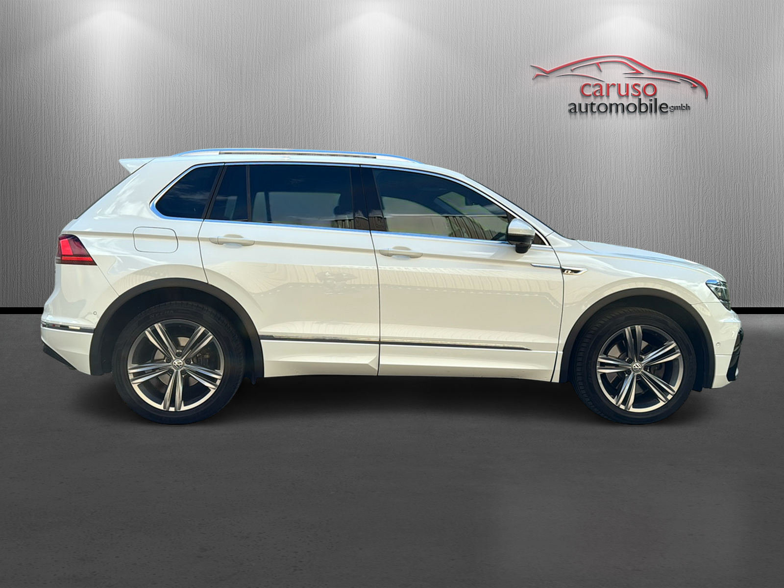 VW Tiguan 2.0TSI Highline 4Motion DSG*R-Line*Standheizung*Pa, Benzin, Occasion / Gebraucht, Automatik - 3