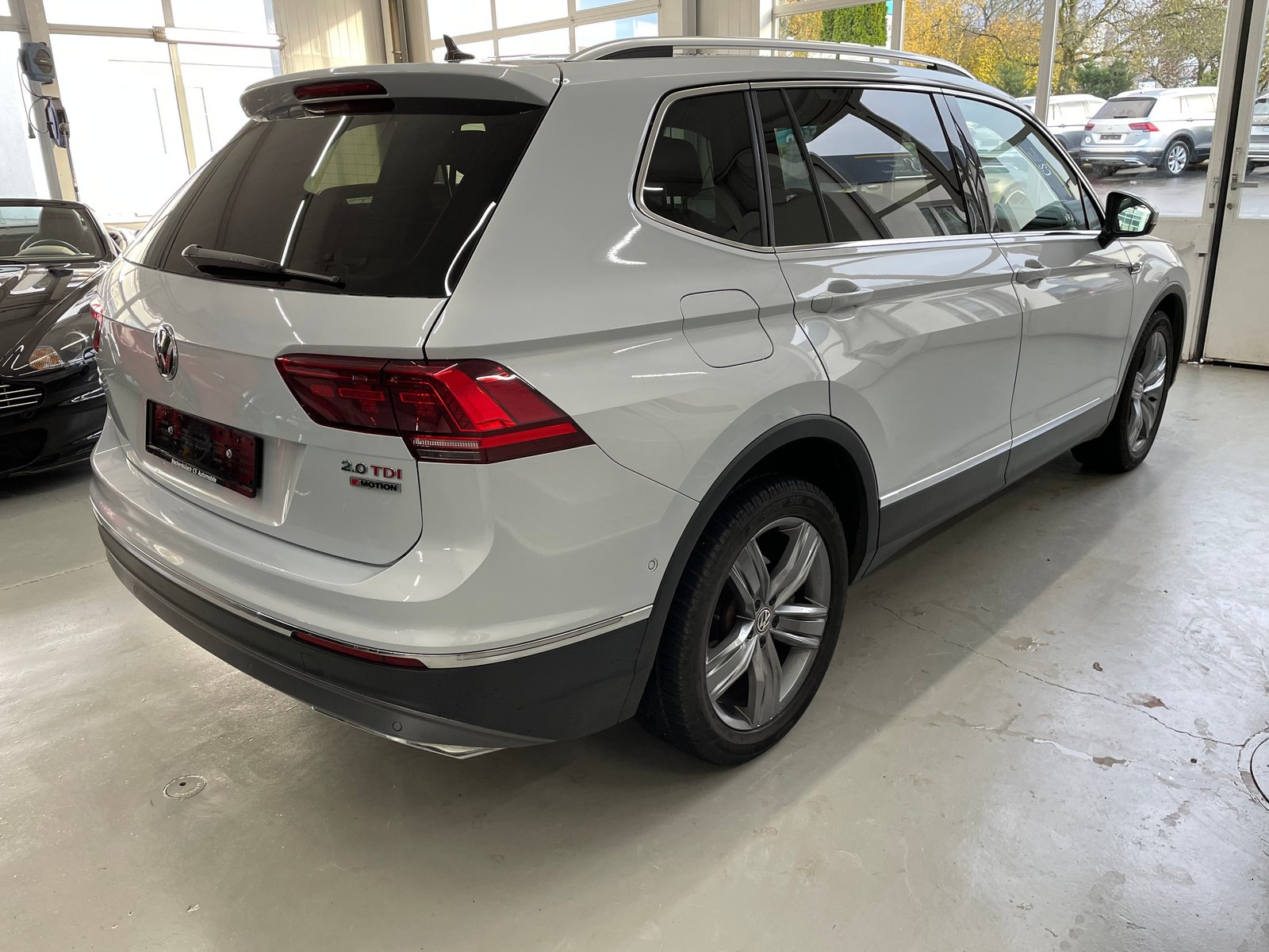 VW Tiguan Allsp 2.0 High 4M, Diesel, Second hand / Used, Automatic - 3