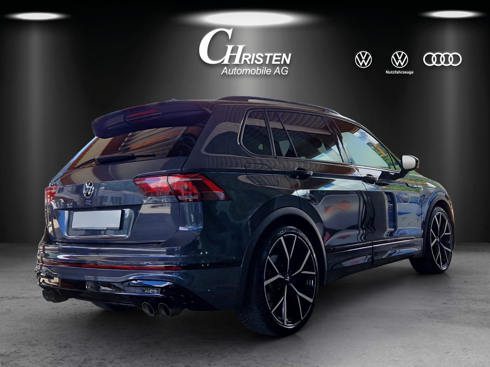 VW Tiguan R, Benzin, Occasion / Gebraucht, Automatik - 6