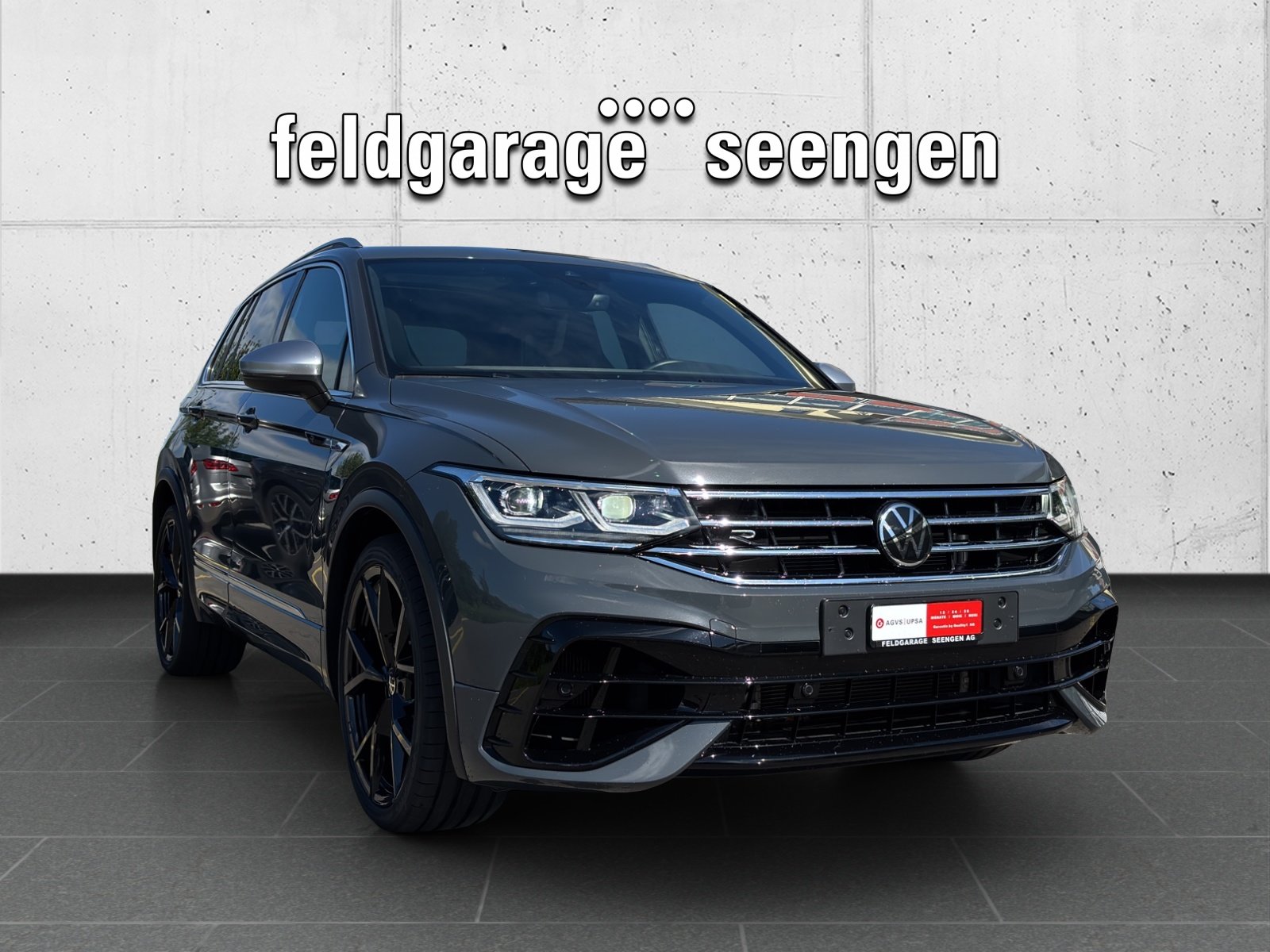 VW Tiguan 2.0TSI R 4Motion DSG mit AHK, Panorama-Glasdach R, Essence, Occasion / Utilisé, Automatique - 3