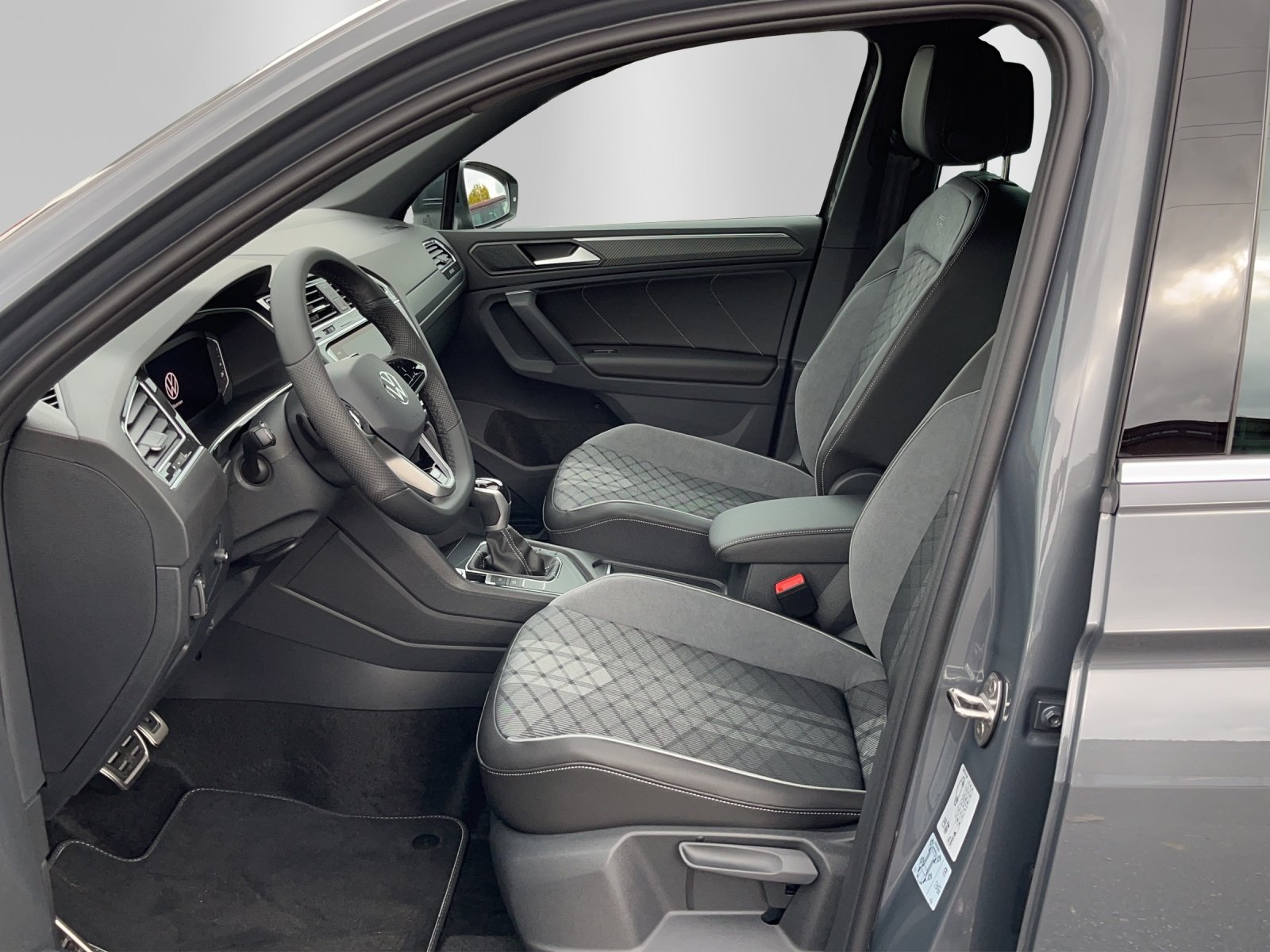 VW Tiguan 1.4TSI PHEV Elegance DSG, Plug-in-Hybrid Benzina/Elettrica, Occasioni / Usate, Automatico - 4