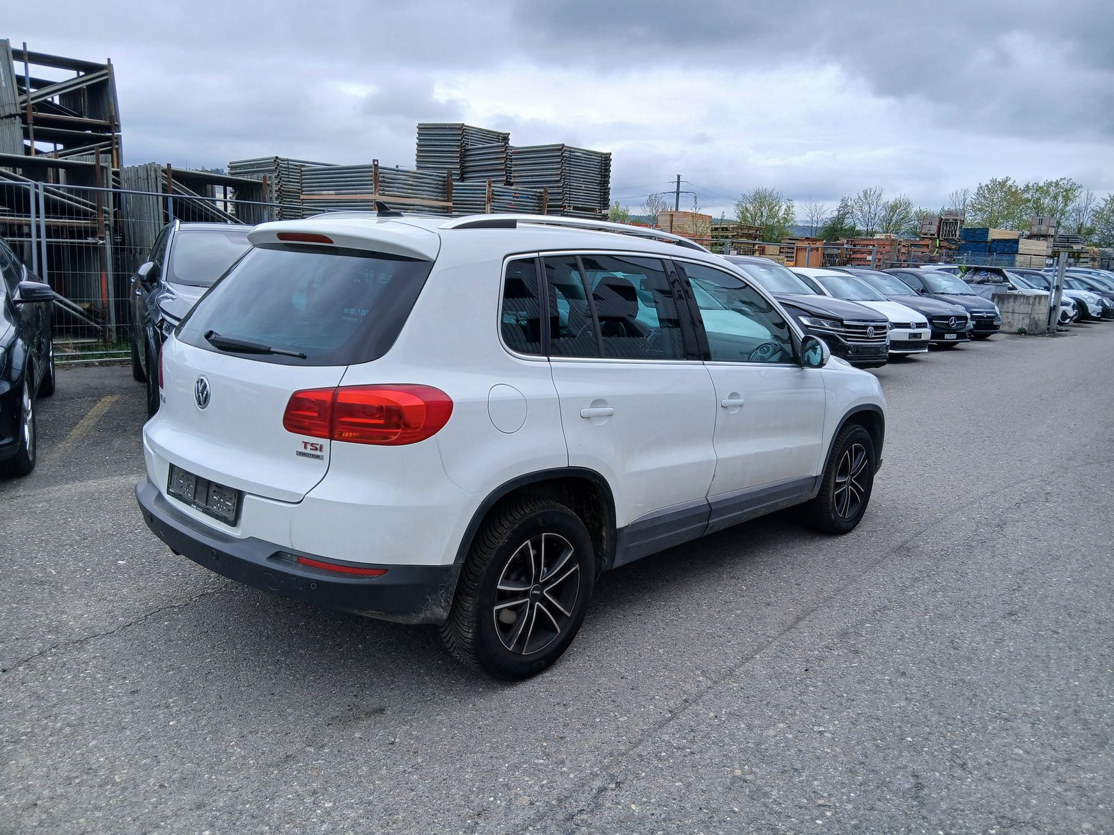VW Tiguan 1.4 TSI Design 4Motion, Petrol, Second hand / Used, Manual - 4