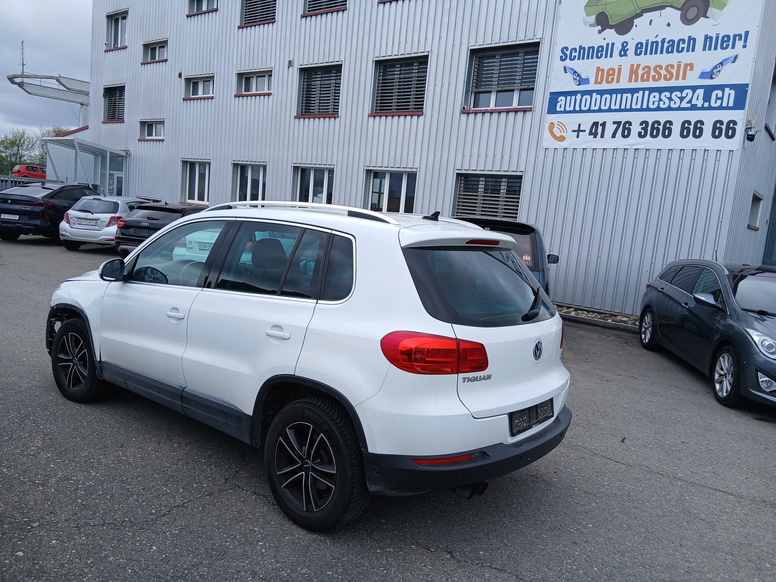 VW Tiguan 1.4 TSI Design 4Motion, Petrol, Second hand / Used, Manual - 5