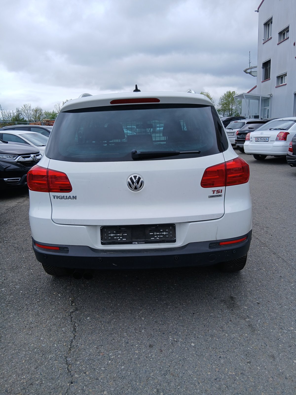VW Tiguan 1.4 TSI Design 4Motion, Petrol, Second hand / Used, Manual - 6