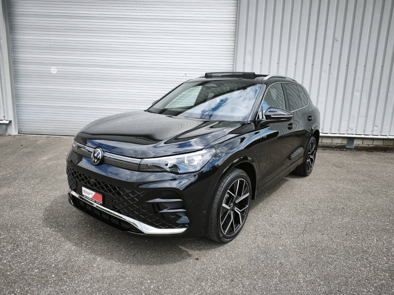 VW Tiguan 2.0 TSI R-Line DSG 4motion, Essence, Occasion / Utilisé, Automatique - 5
