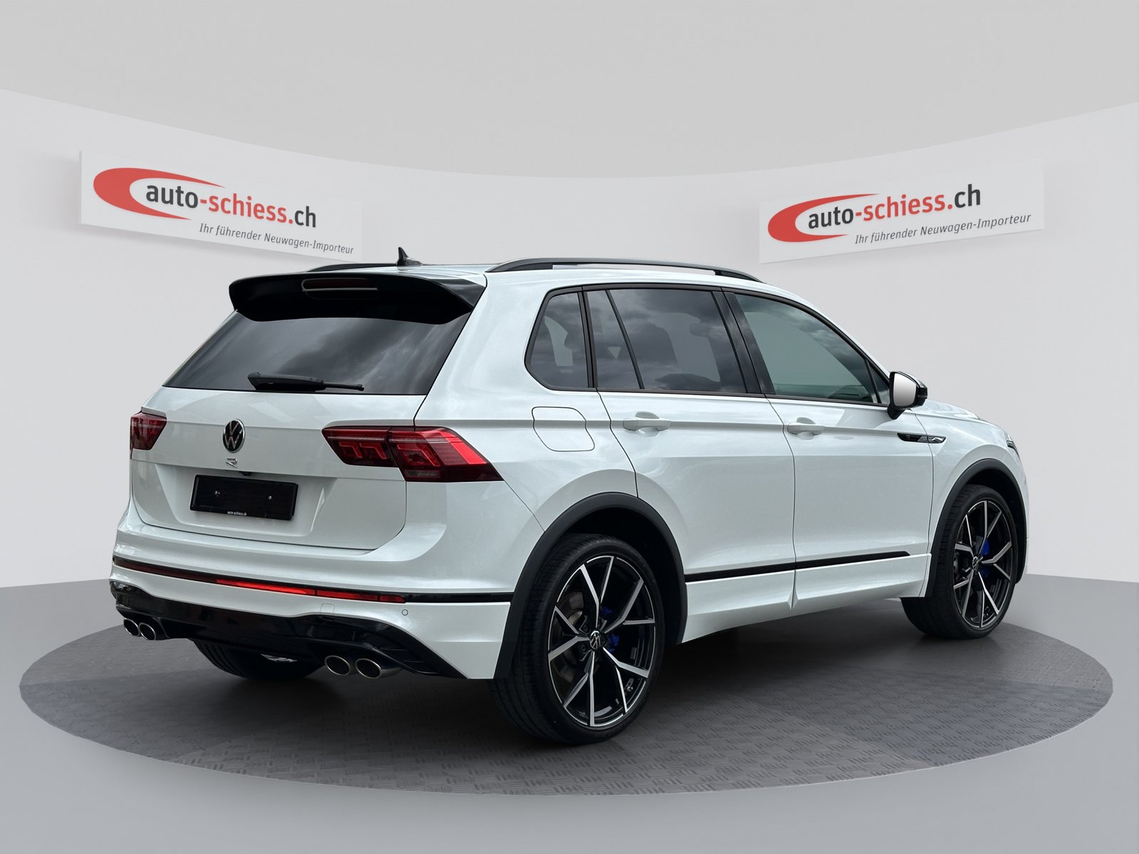 VW Tiguan 2.0TSI R 4Motion DSG, Petrol, Second hand / Used, Automatic - 5