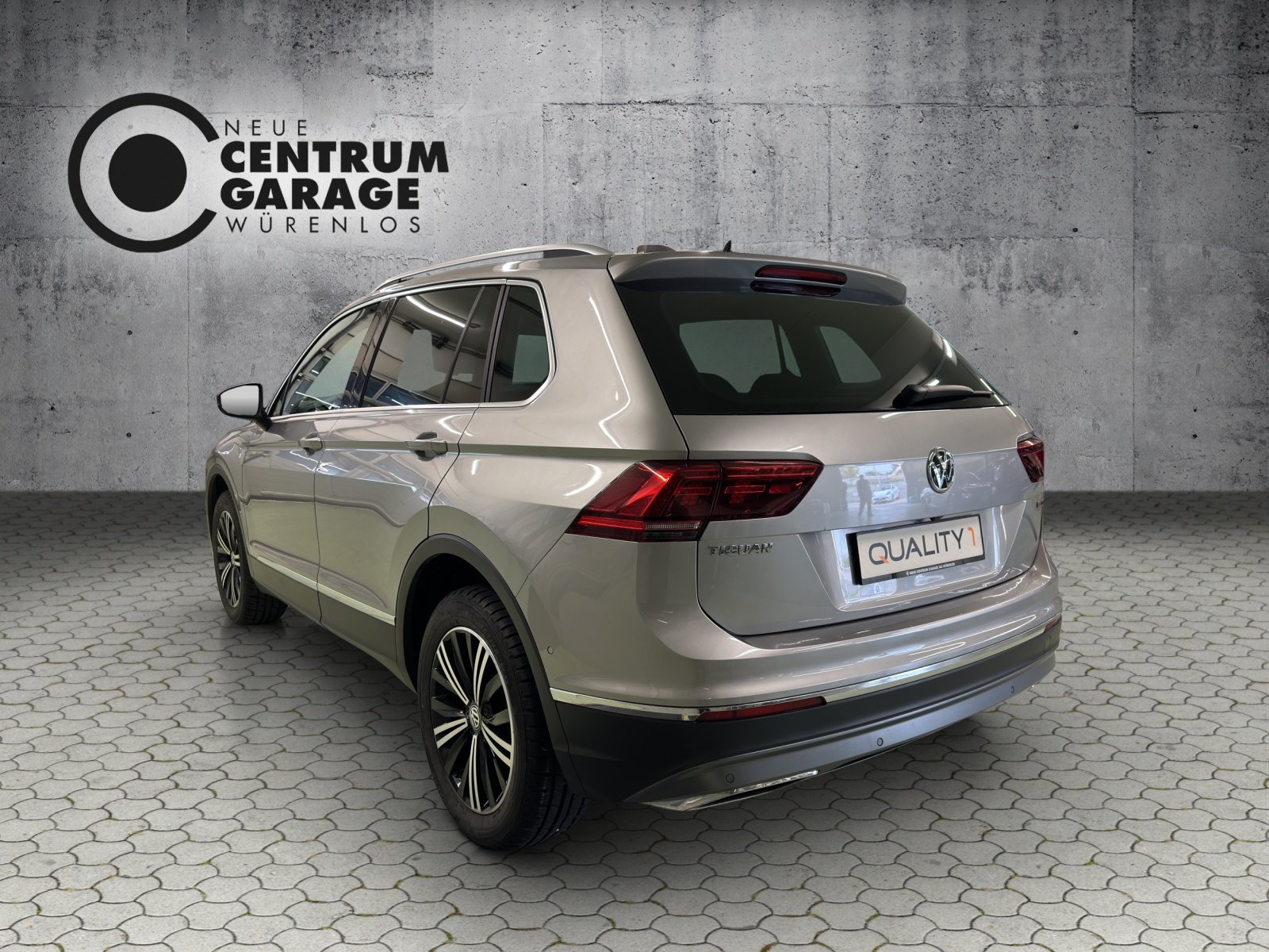 VW Tiguan 2.0TSI Comfortline 4Motion DSG, Benzin, Occasion / Gebraucht, Automatik - 5