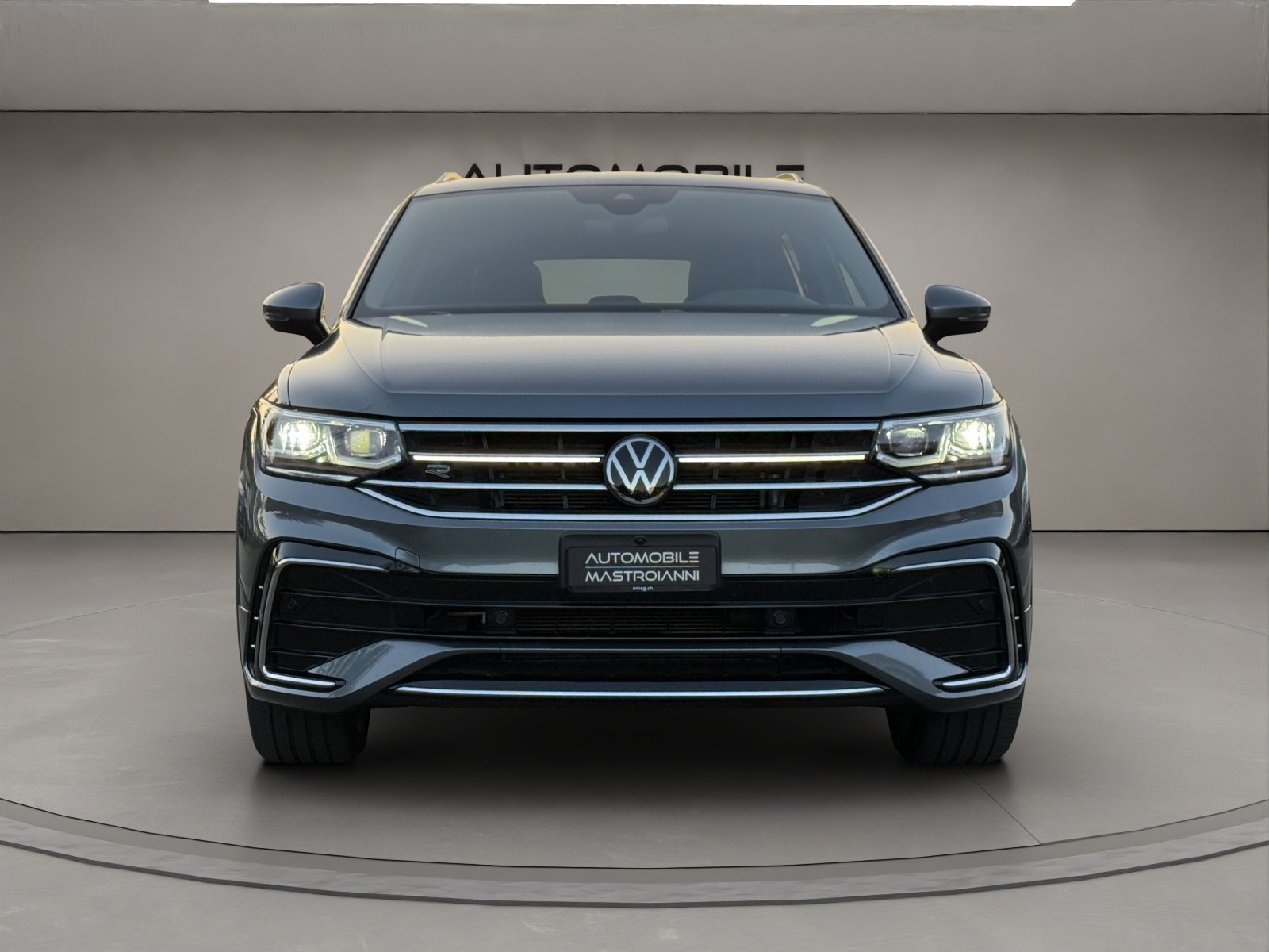 VW Tiguan Allspace 2.0 TDI SCR R-Line 4Motion DSG, Diesel, Second hand / Used, Automatic - 2