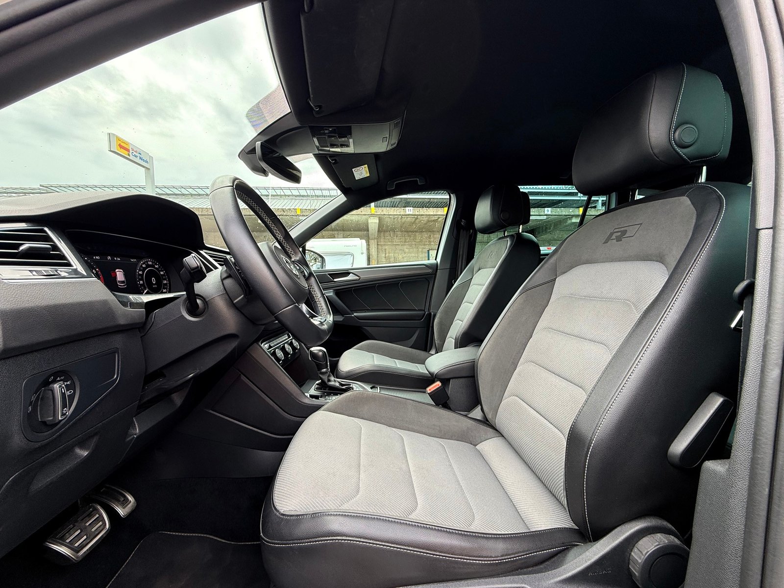 VW Tiguan 2.0TSI R-Line 4Motion DSG, Essence, Occasion / Utilisé, Automatique - 6