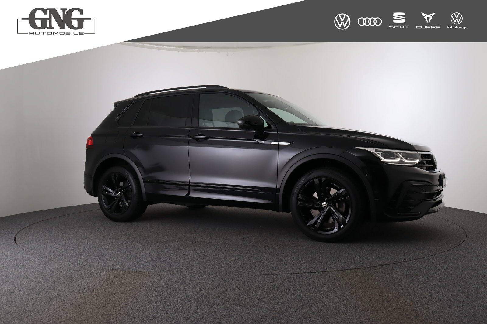 VW Tiguan R-Line, Benzin, Occasion / Gebraucht, Automatik - 6
