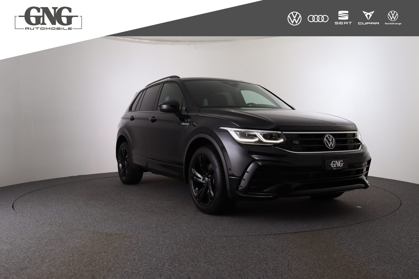 VW Tiguan R-Line, Benzin, Occasion / Gebraucht, Automatik - 7