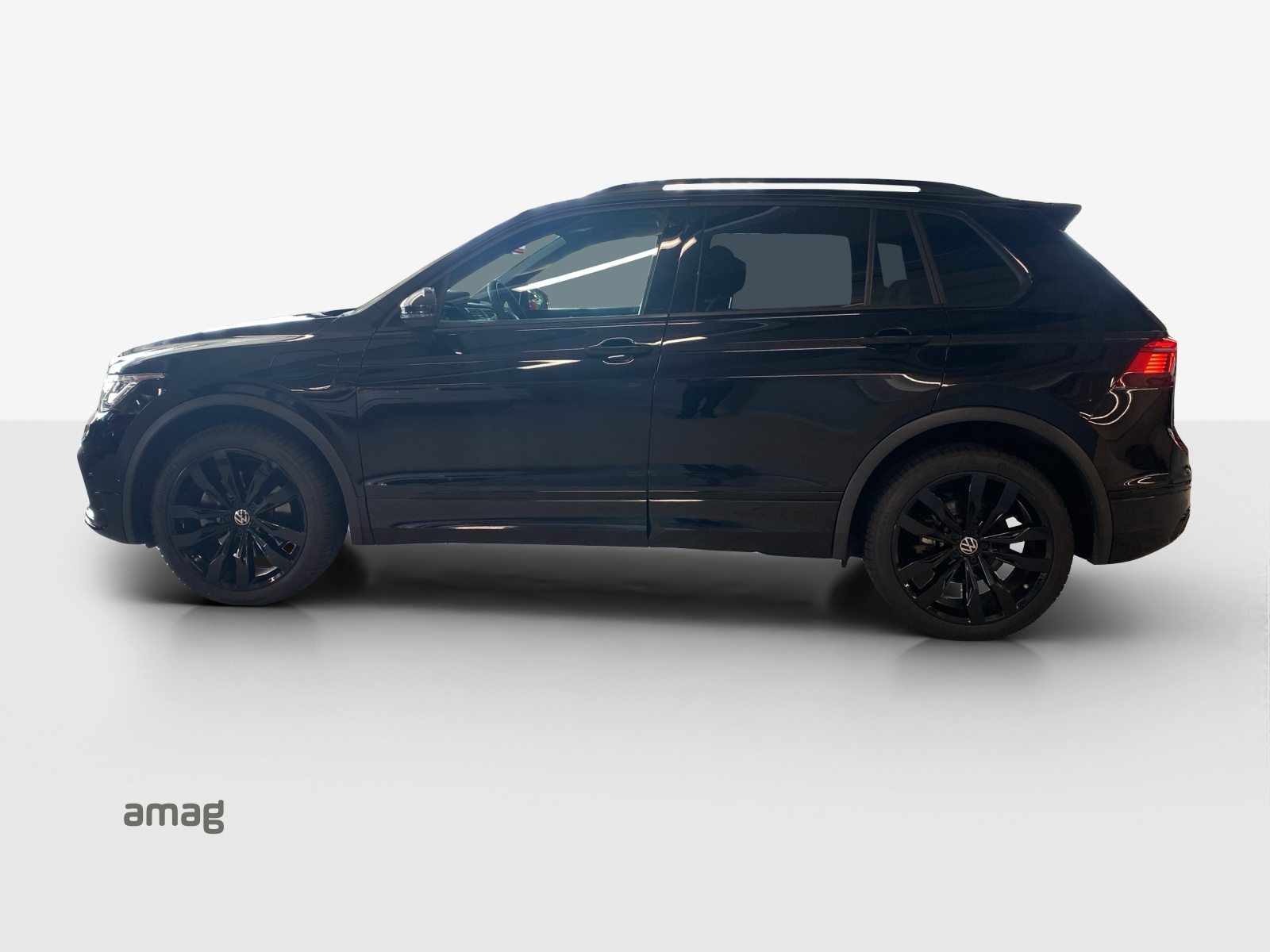 VW Tiguan R-Line, Voll-Hybrid Benzin/Elektro, Occasion / Gebraucht, Automatik - 2
