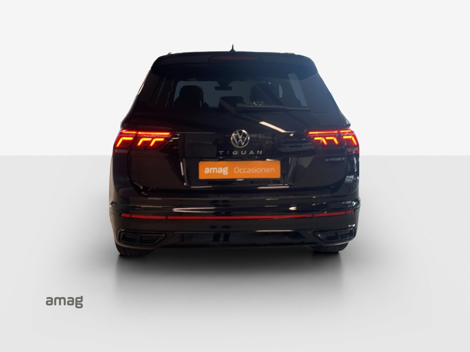 VW Tiguan R-Line, Voll-Hybrid Benzin/Elektro, Occasion / Gebraucht, Automatik - 4