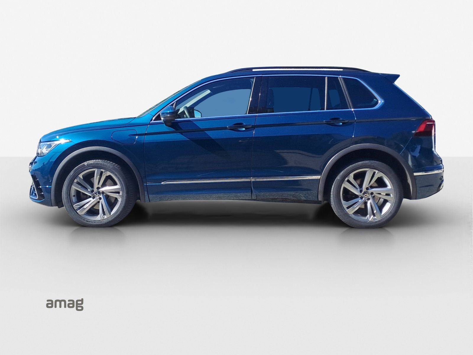 VW Tiguan R-Line, Full-Hybrid Petrol/Electric, Second hand / Used, Automatic - 2
