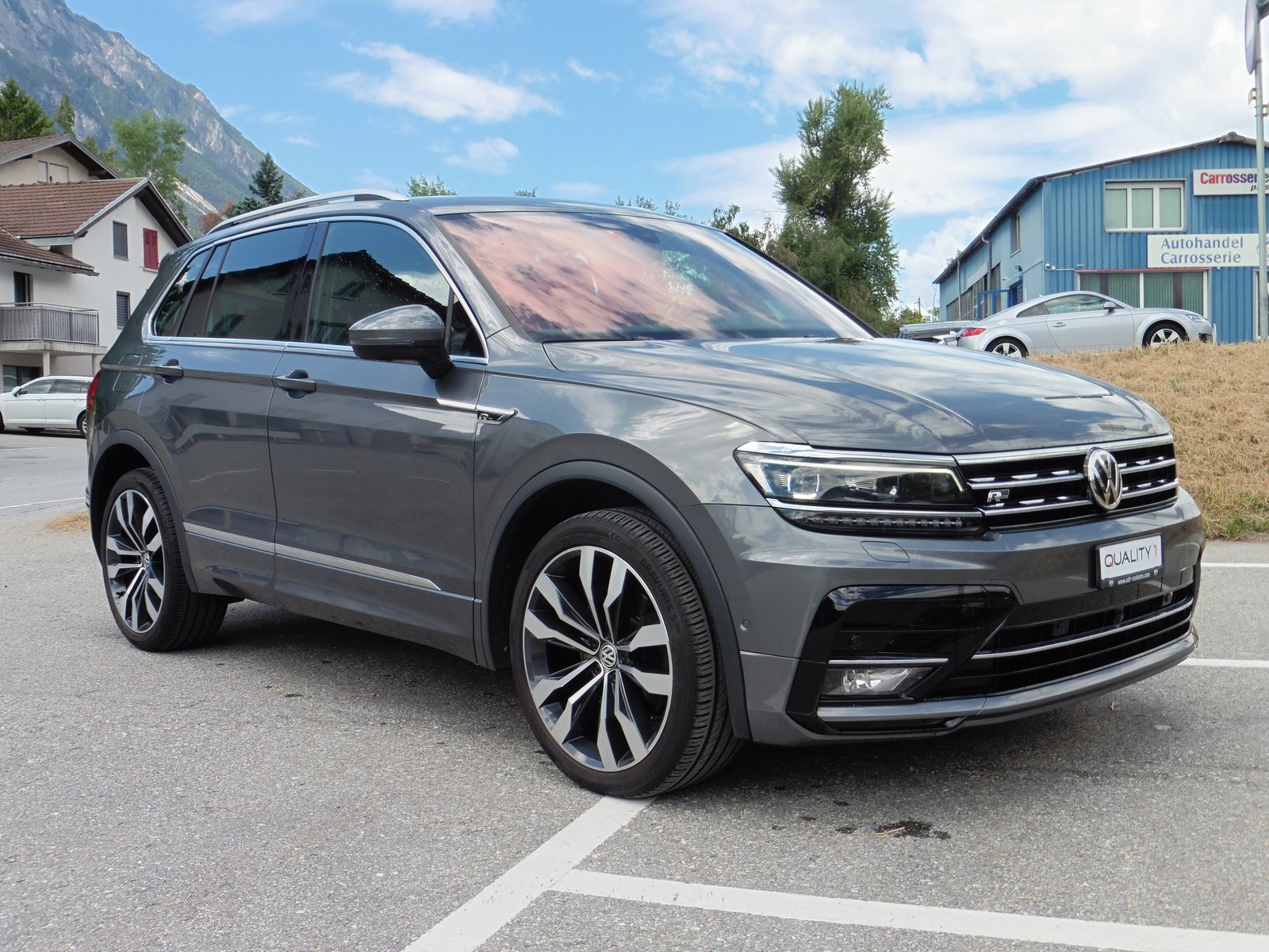 VW Tiguan 2.0TSI Highline 4Motion DSG, Benzin, Occasion / Gebraucht, Automatik - 2