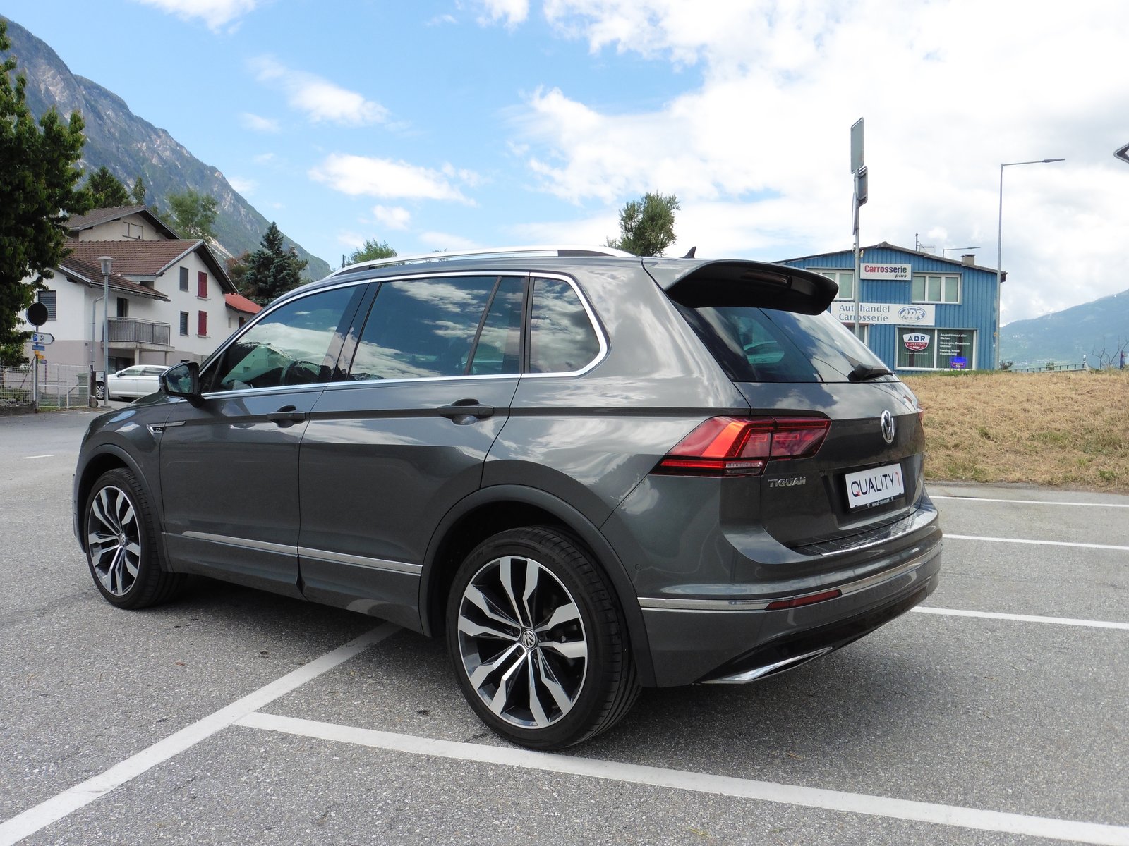 VW Tiguan 2.0TSI Highline 4Motion DSG, Benzin, Occasion / Gebraucht, Automatik - 7