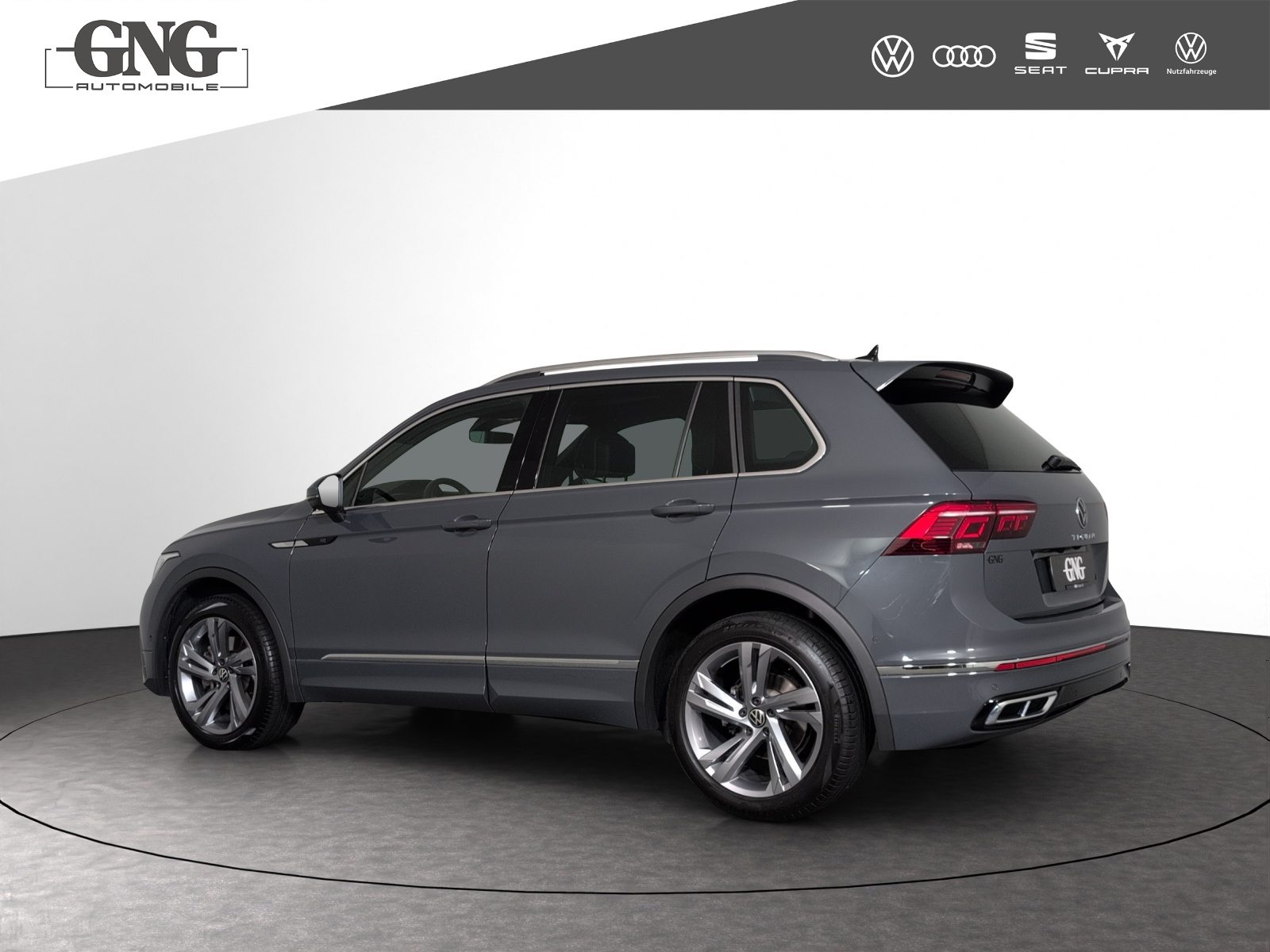 VW Tiguan R-Line SELECTION, Diesel, Second hand / Used, Automatic - 2