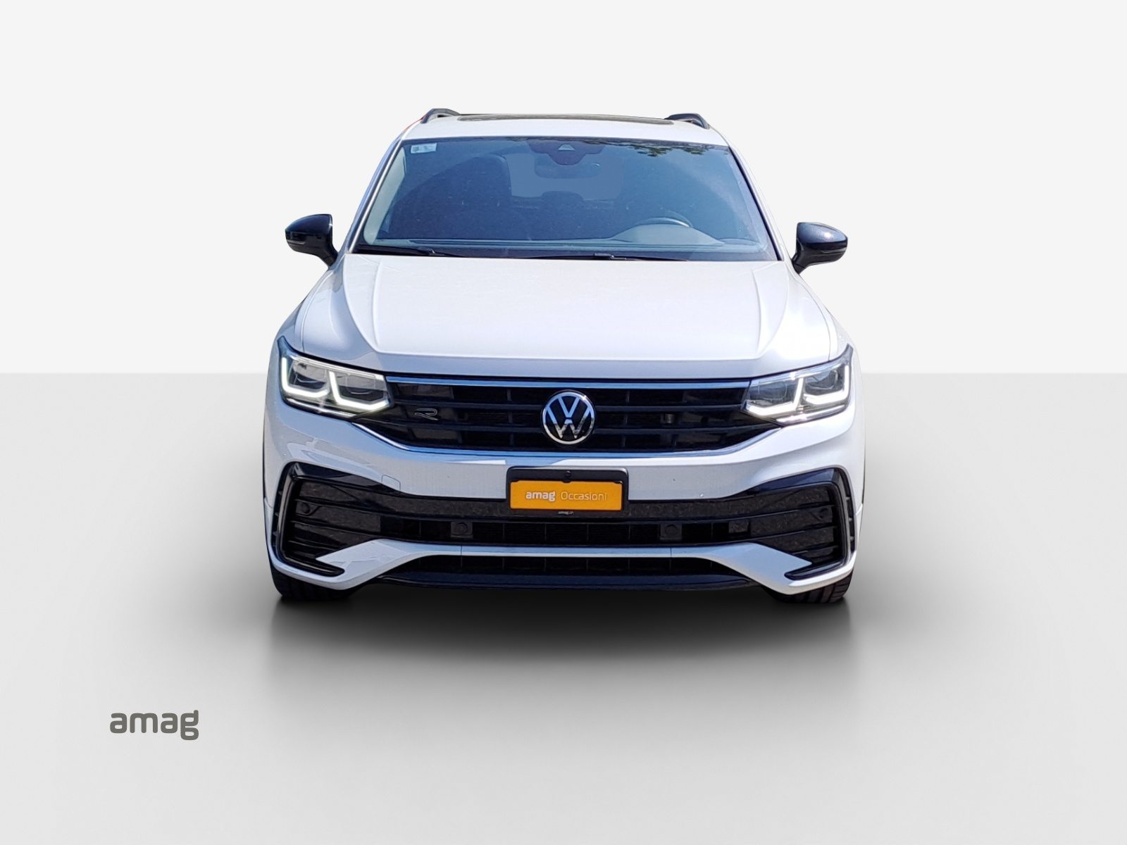 VW Tiguan R-Line SELECTION PHEV, Voll-Hybrid Benzin/Elektro, Occasion / Gebraucht, Automatik - 7