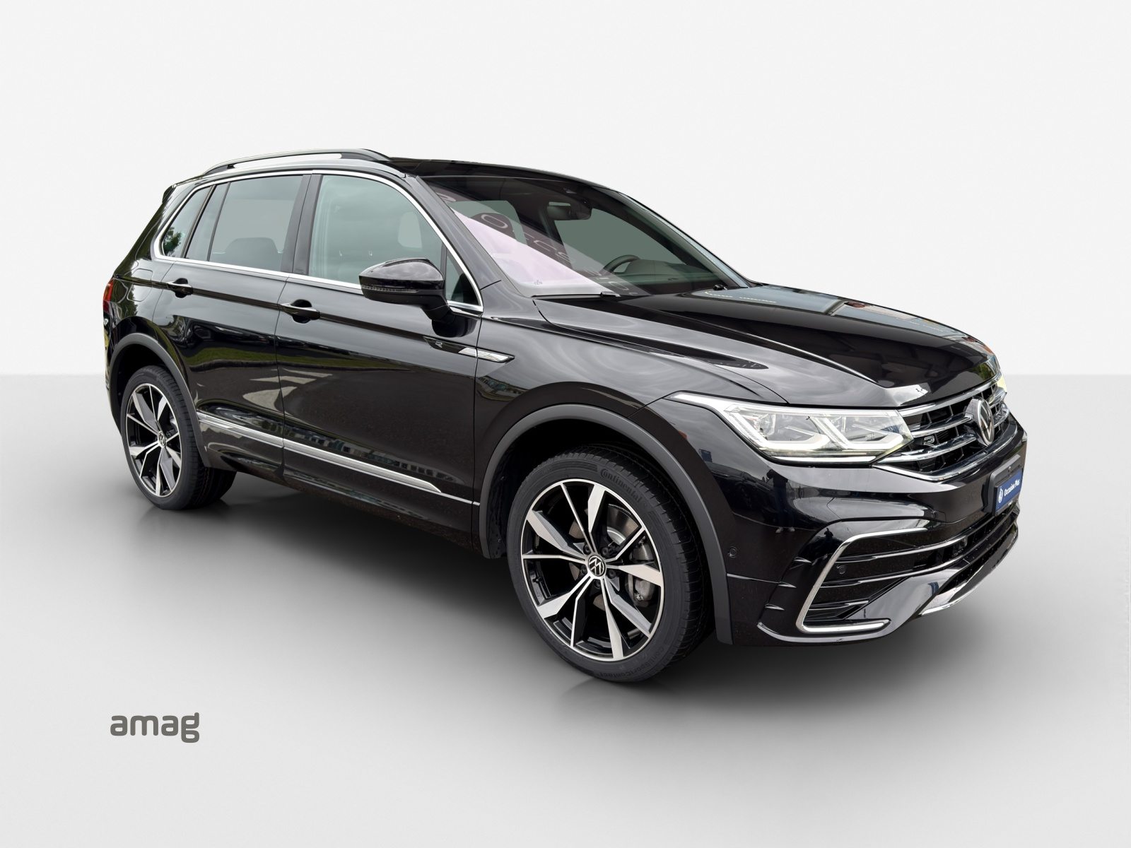 VW Tiguan R-Line, Benzin, Occasion / Gebraucht, Automatik - 6