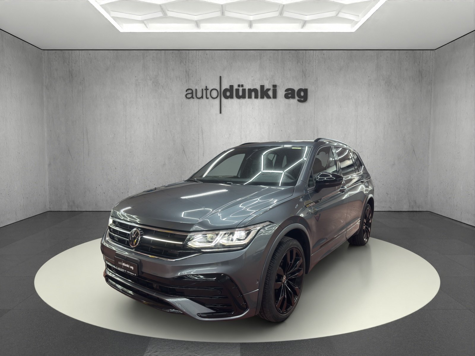 VW Tiguan Allspace 2.0TSI R-Line 4Motion DSG