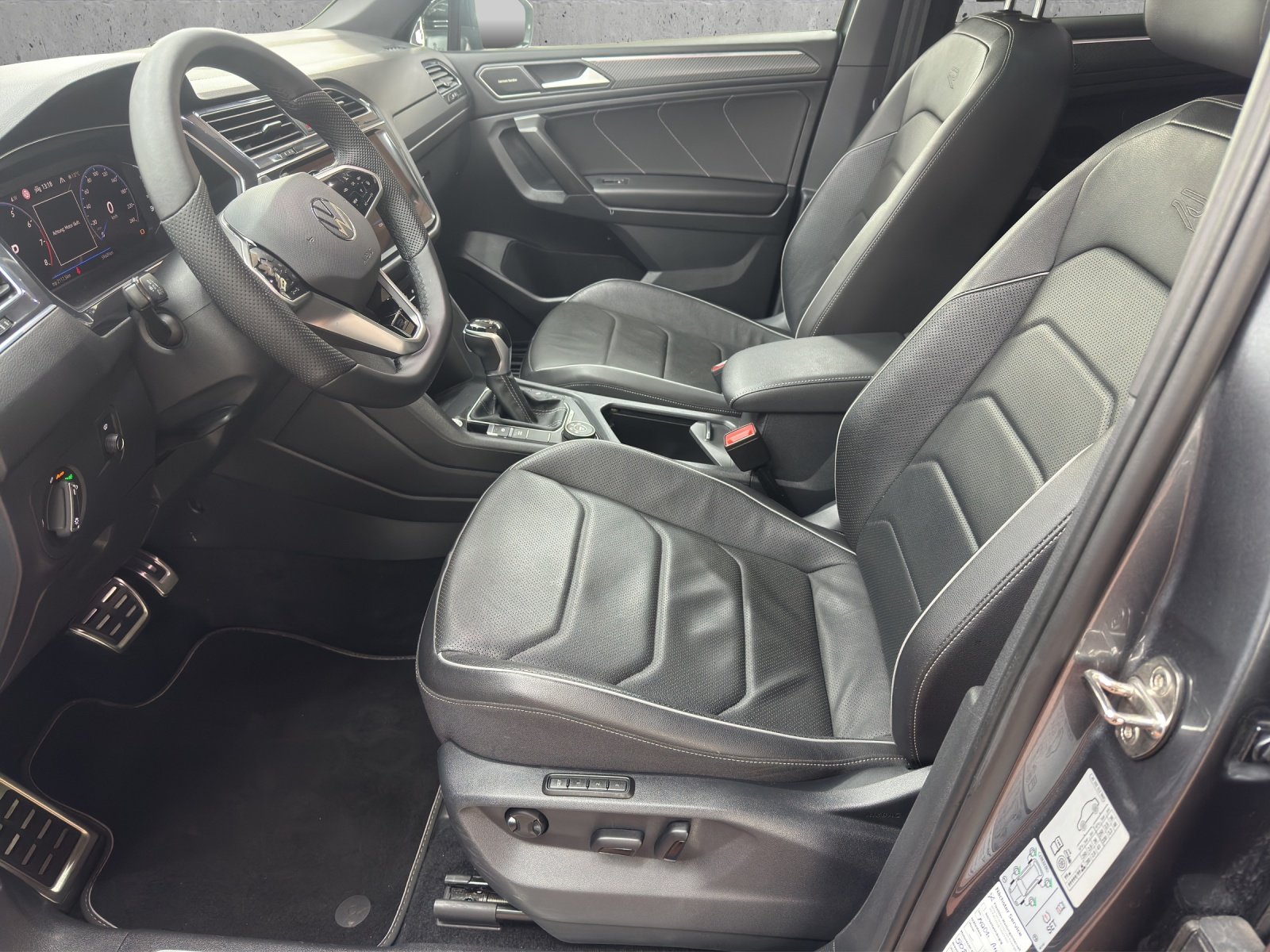 VW Tiguan Allspace 2.0TSI R-Line 4Motion DSG, Essence, Occasion / Utilisé, Automatique - 7