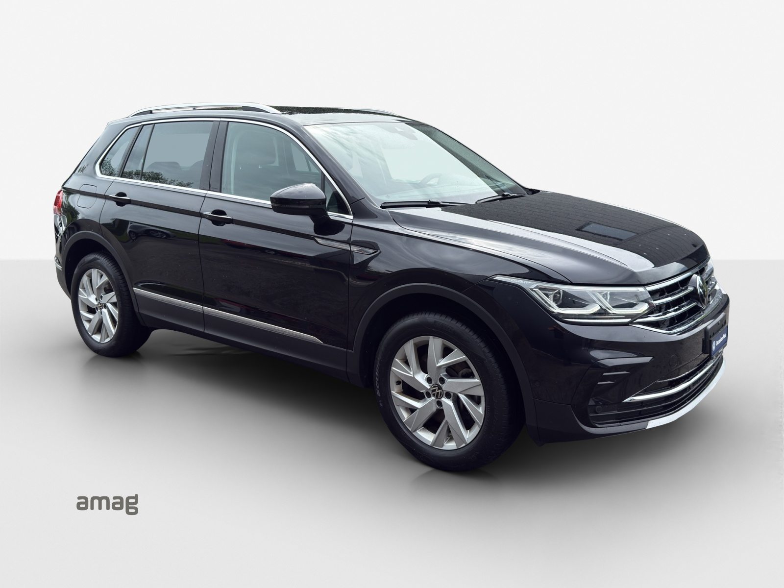 VW Tiguan Elegance, Essence, Occasion / Utilisé, Automatique - 6