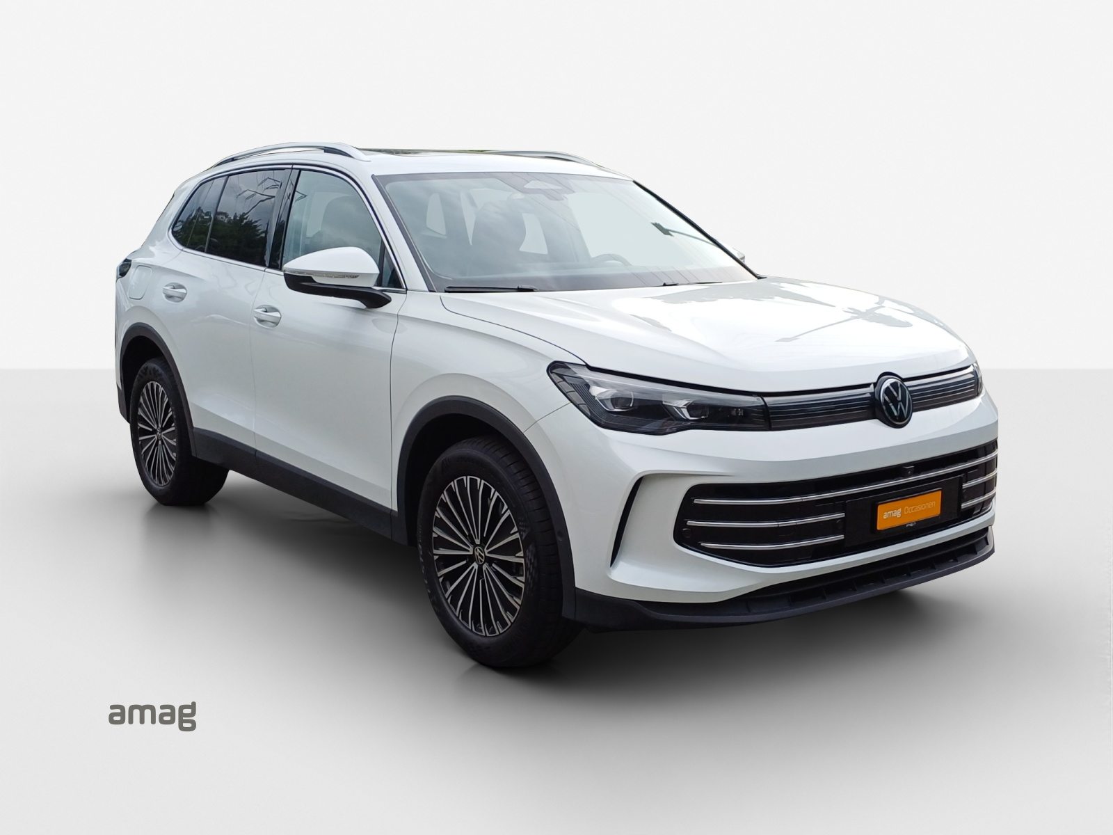VW Tiguan Elegance, Essence, Occasion / Utilisé, Automatique - 6