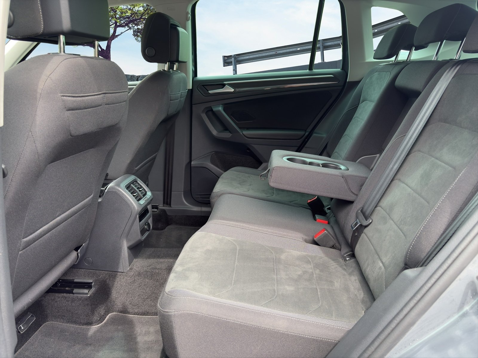 VW Tiguan 2.0 TSI Elegance DSG, Benzina, Occasioni / Usate, Automatico - 7