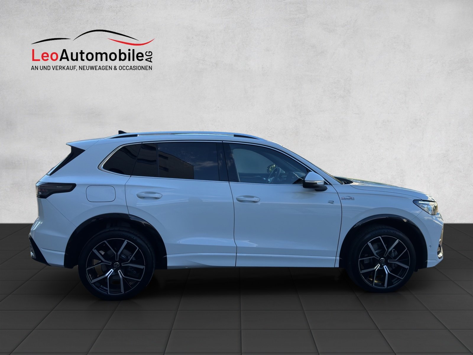VW Tiguan 2.0 TSI DSG R-Line 4Motion, Benzina, Occasioni / Usate, Automatico - 6