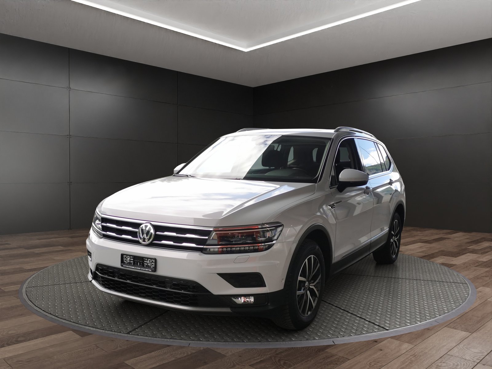 VW Tiguan Allspace 2.0TSI Comfortline 4Motion DSG, Petrol, Second hand / Used, Automatic - 2