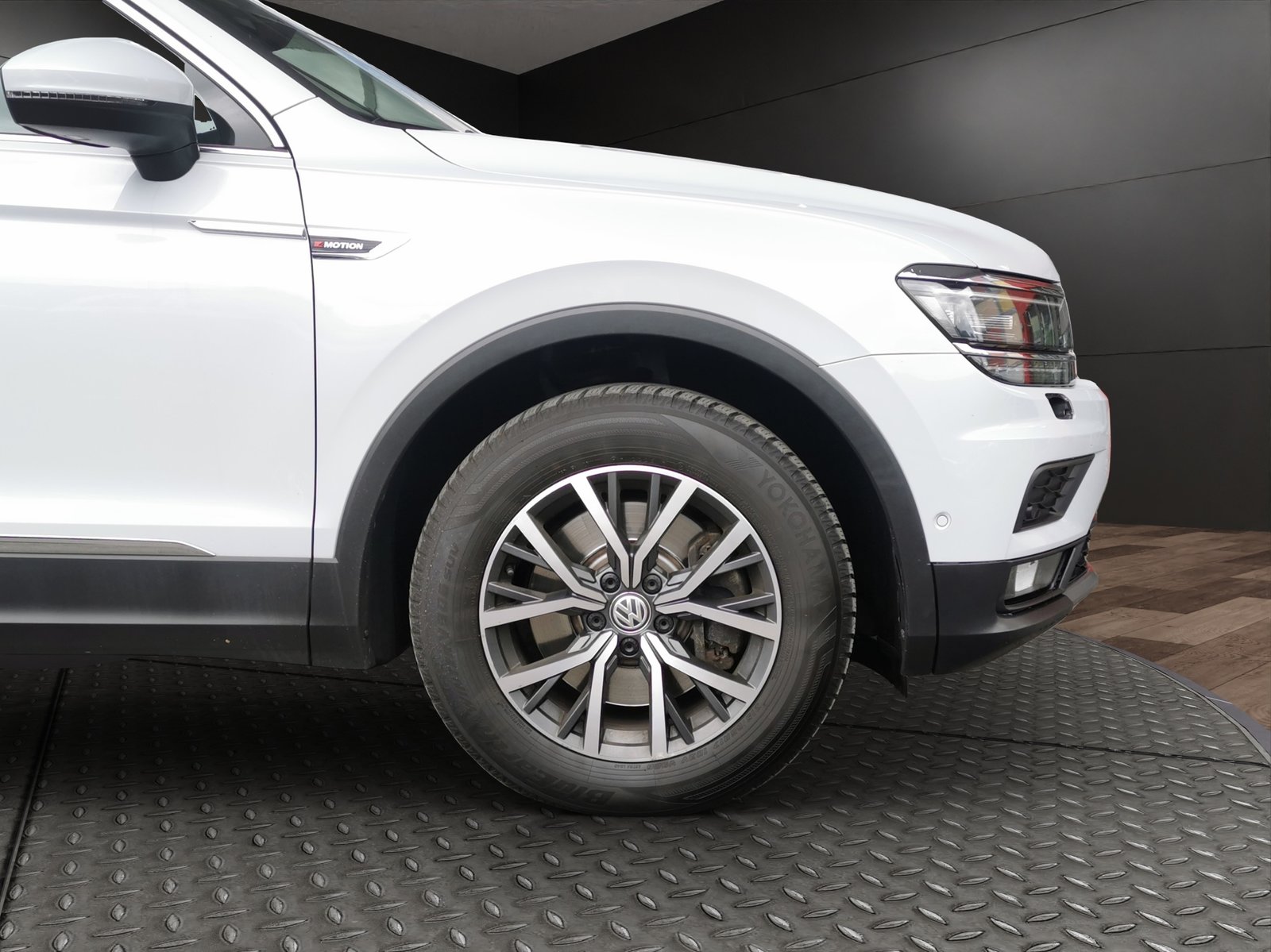 VW Tiguan Allspace 2.0TSI Comfortline 4Motion DSG, Petrol, Second hand / Used, Automatic - 4