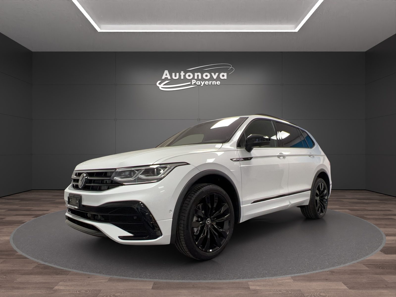 VW Tiguan Allspace R-Line