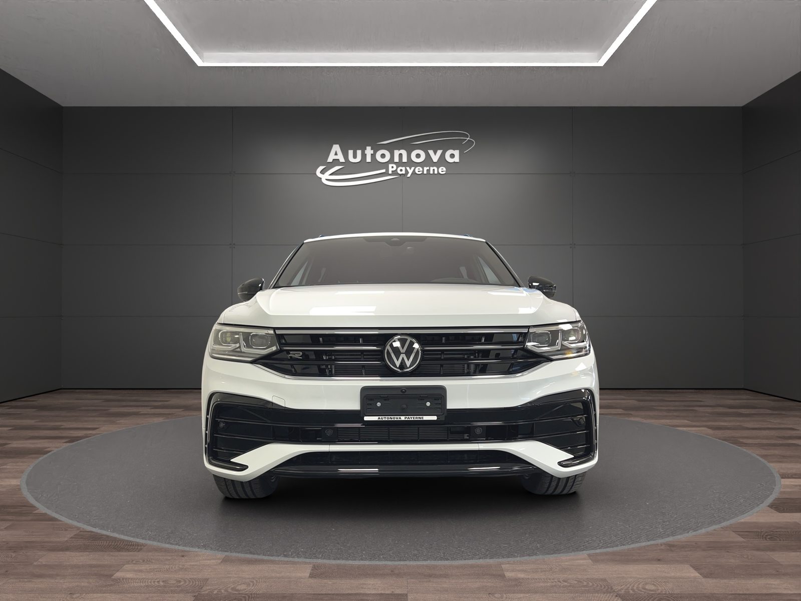 VW Tiguan Allspace R-Line, Benzin, Occasion / Gebraucht, Automatik - 2