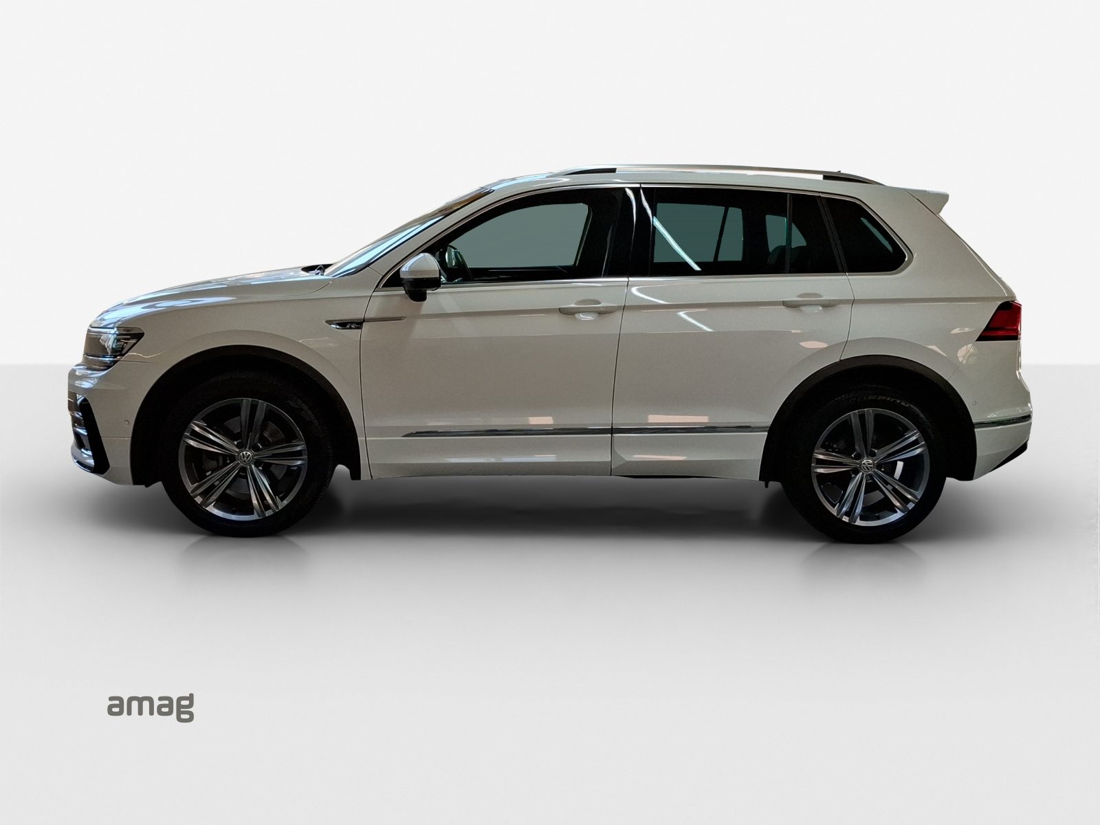 VW Tiguan Highline, Benzin, Occasion / Gebraucht, Automatik - 2