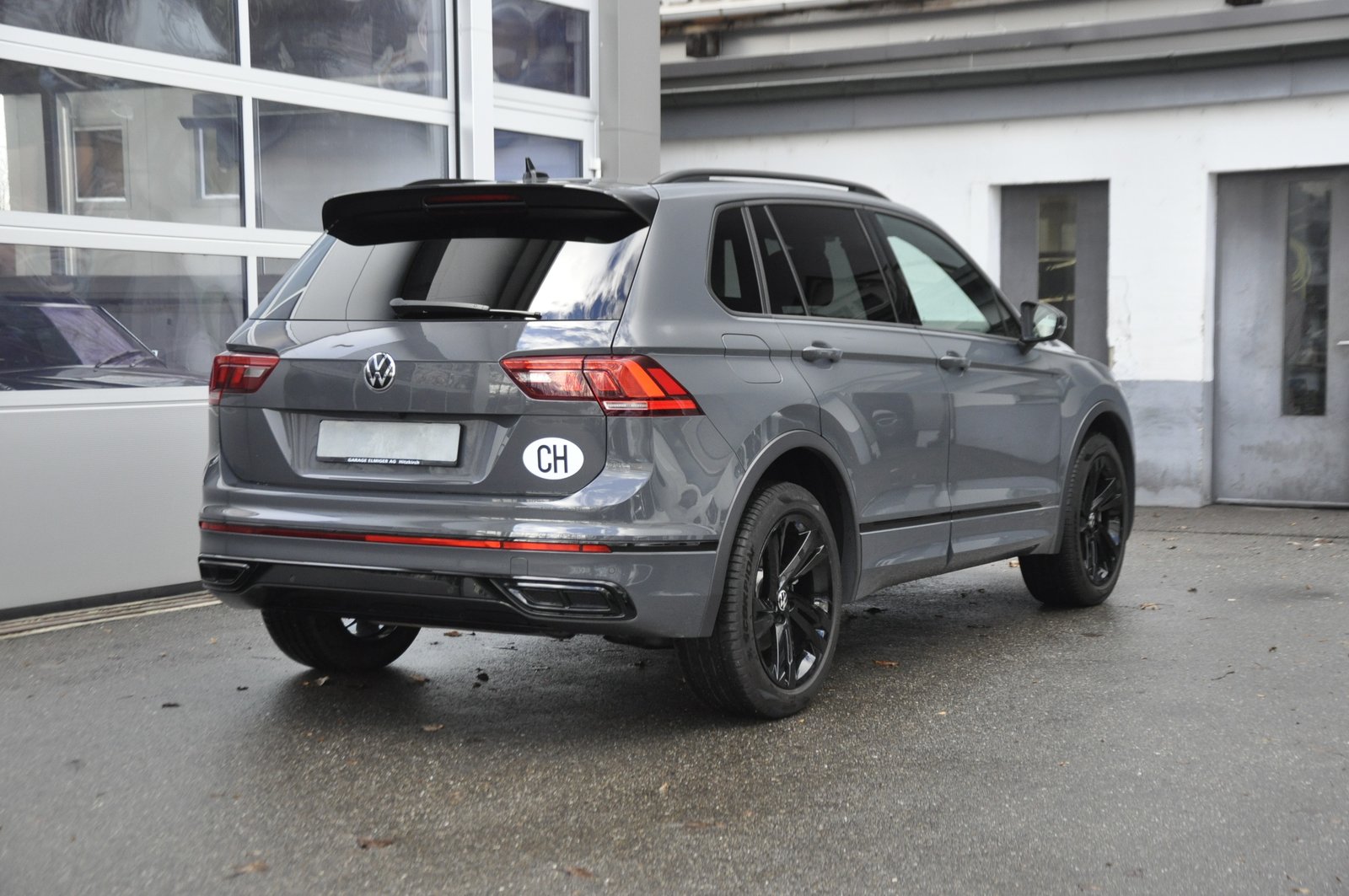 VW Tiguan 1.4TSI PHEV R-Line DSG, Plug-in-Hybrid Benzin/Elektro, Occasion / Gebraucht, Automatik - 3
