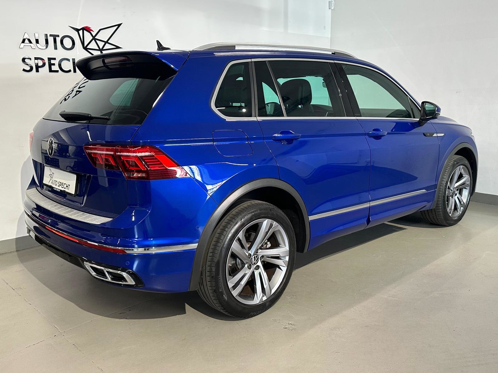 VW Tiguan 2.0TSI R-Line 4Motion DSG, Benzin, Occasion / Gebraucht, Automatik - 4