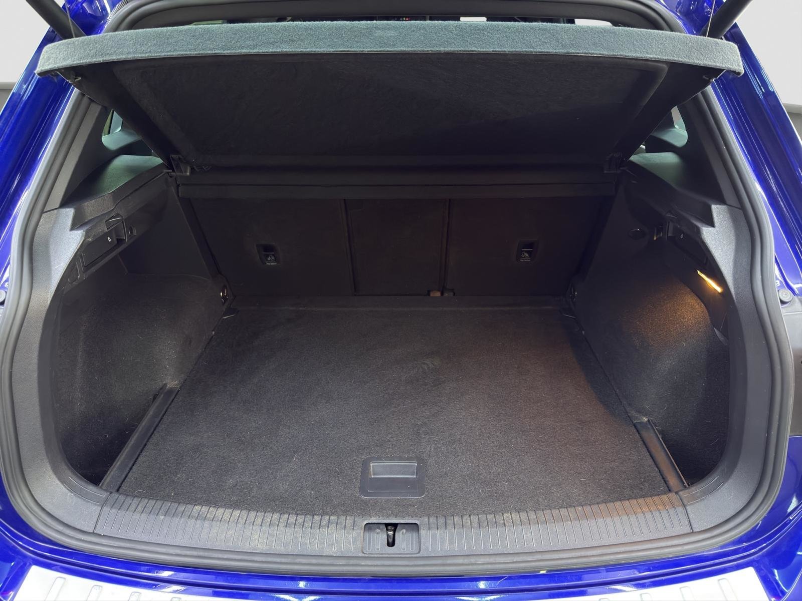 VW Tiguan 2.0TSI R-Line 4Motion DSG, Benzin, Occasion / Gebraucht, Automatik - 7