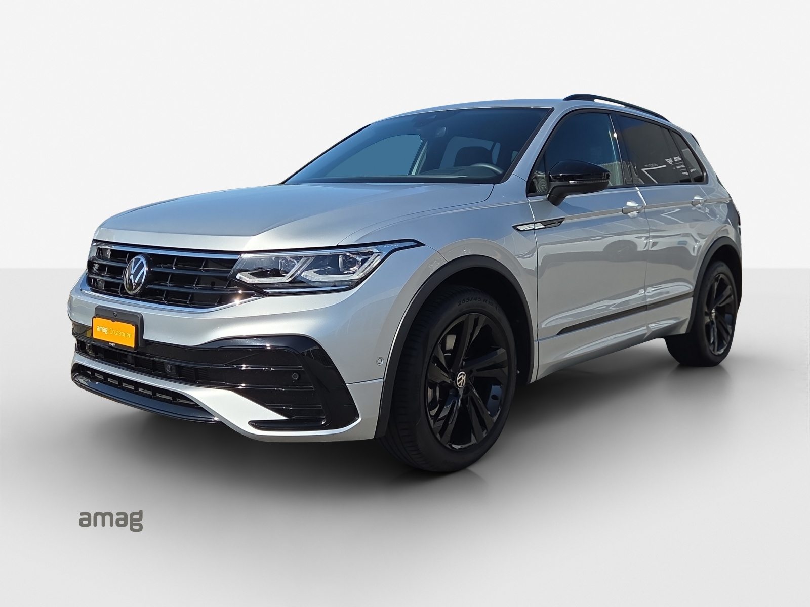 VW Tiguan R-Line