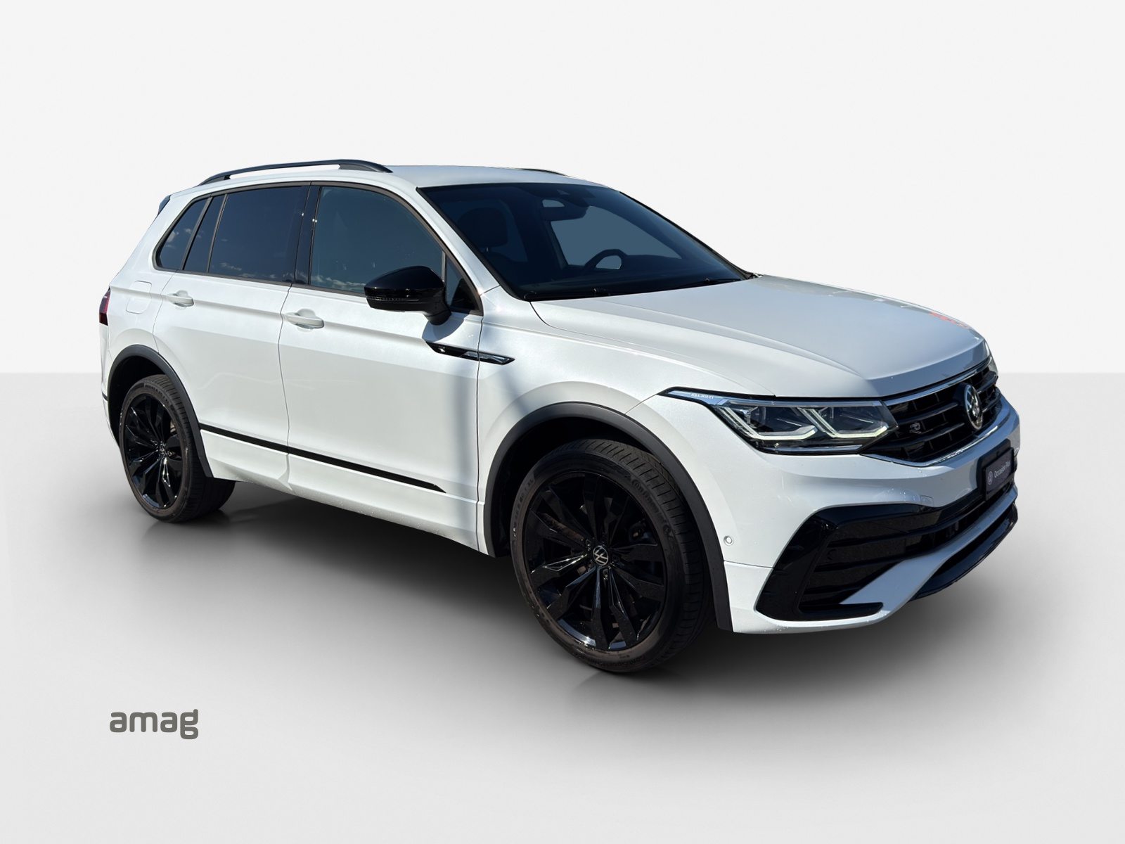 VW Tiguan R-Line, Petrol, Second hand / Used, Automatic - 6