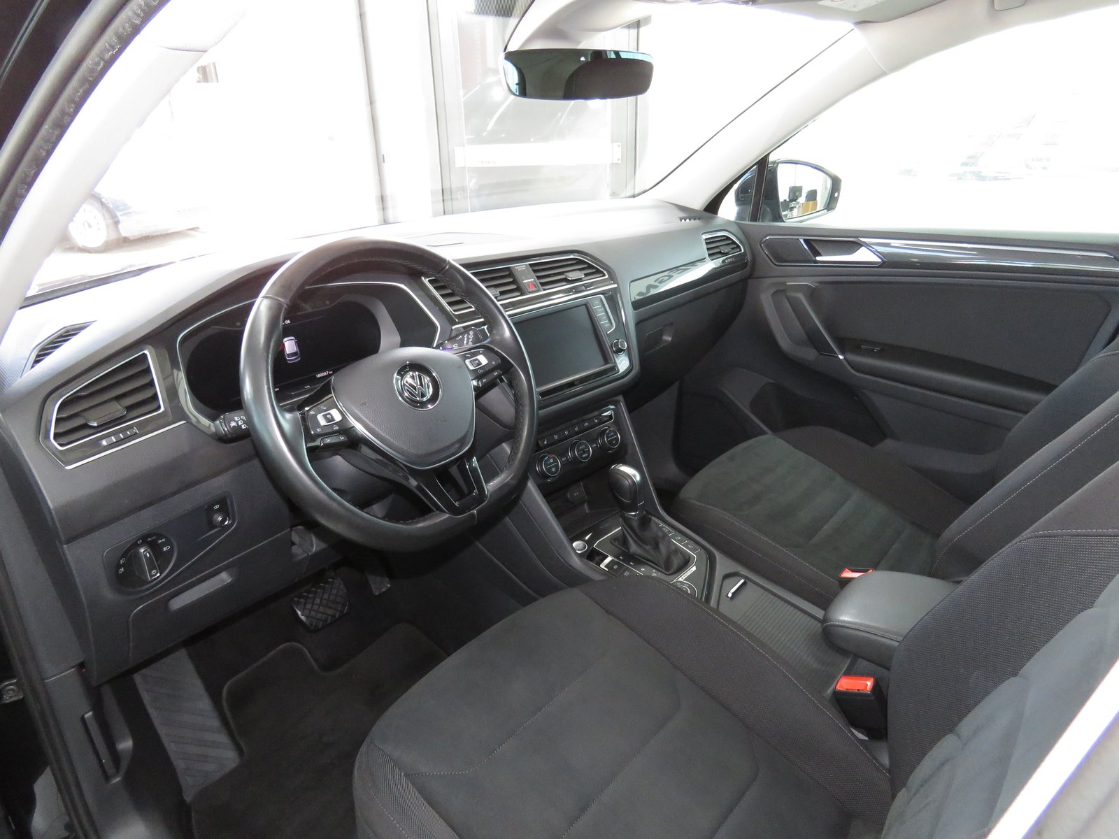 VW Tiguan 2.0 TDI SCR Highline4Motion DSG, Diesel, Occasion / Gebraucht, Automatik - 7