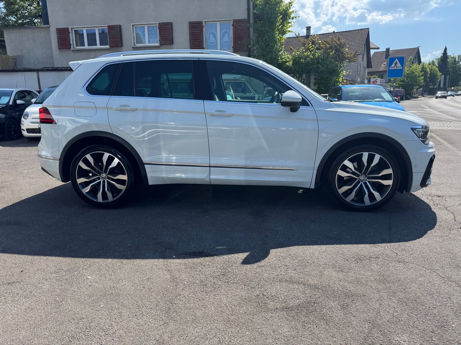 VW Tiguan 2.0 TDI SCR R-LINE 4Motion DSG, Diesel, Occasion / Gebraucht, Automatik - 6