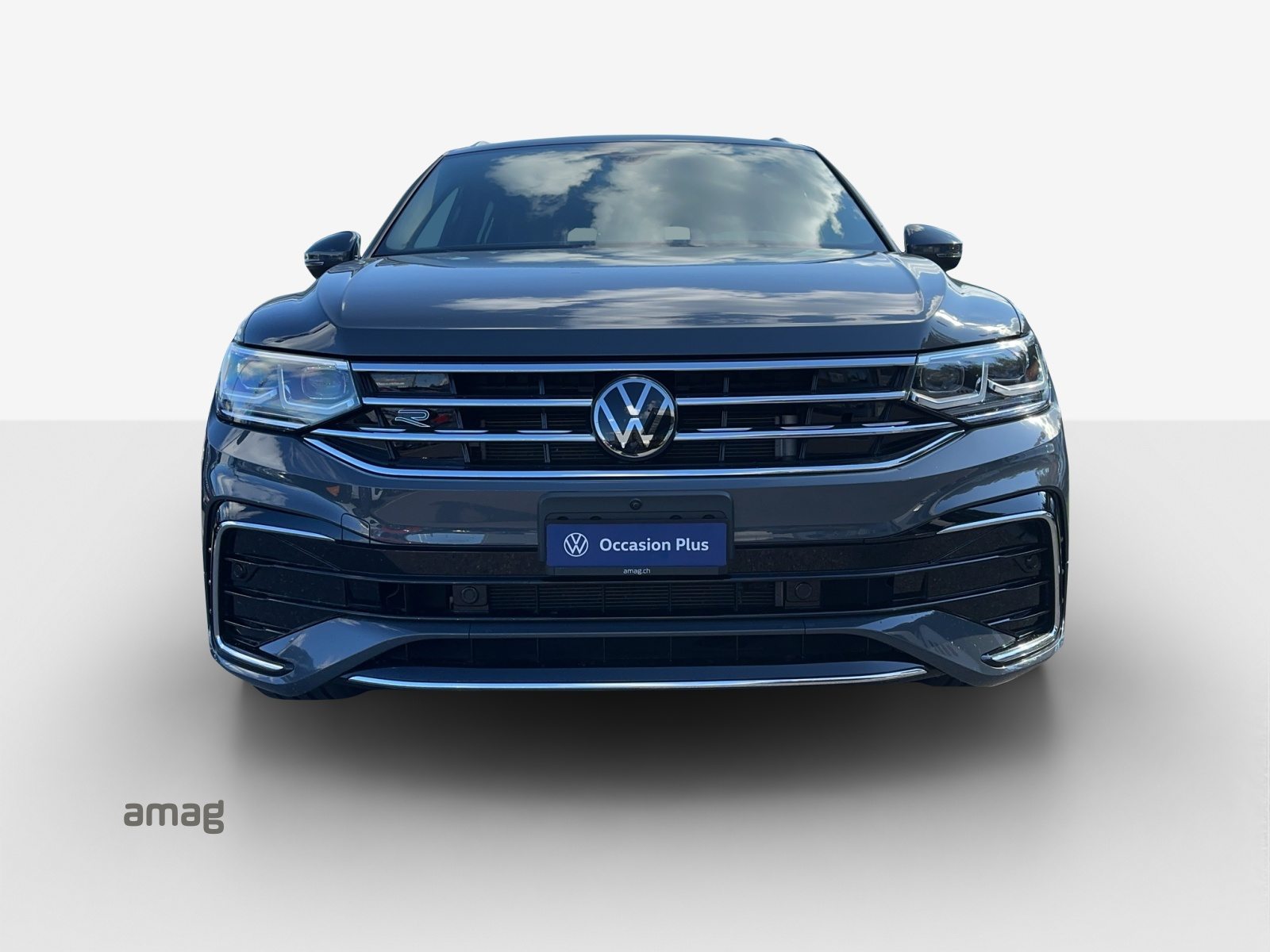 VW Tiguan R-Line, Voll-Hybrid Benzin/Elektro, Occasion / Gebraucht, Automatik - 7