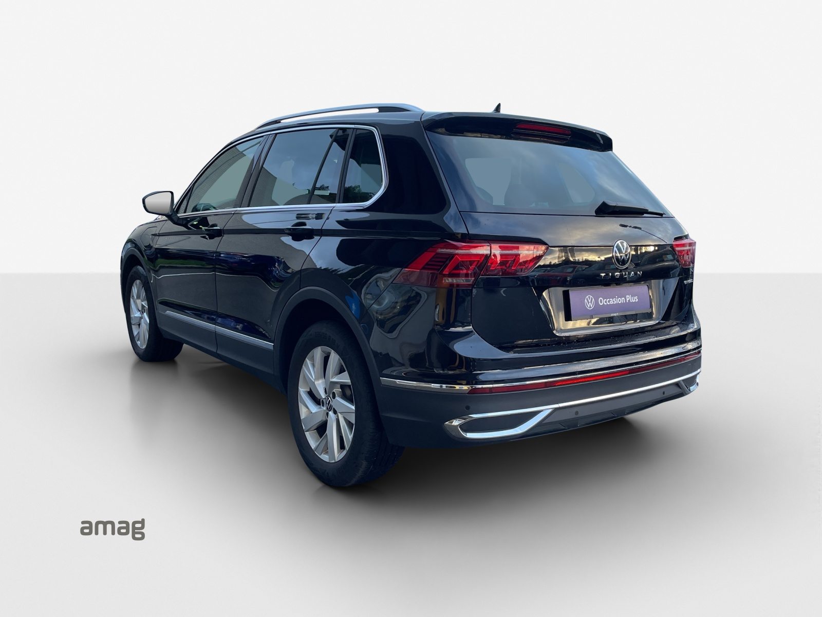 VW Tiguan Elegance, Hybride Intégral Essence/Électricité, Occasion / Utilisé, Automatique - 3