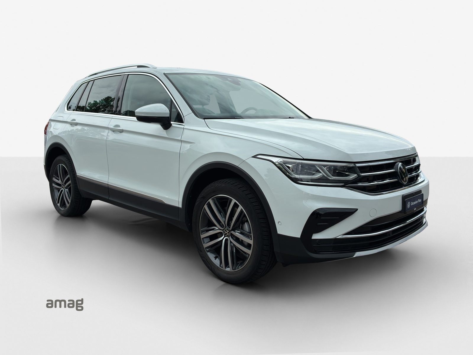 VW Tiguan Elegance, Voll-Hybrid Benzin/Elektro, Occasion / Gebraucht, Automatik - 6