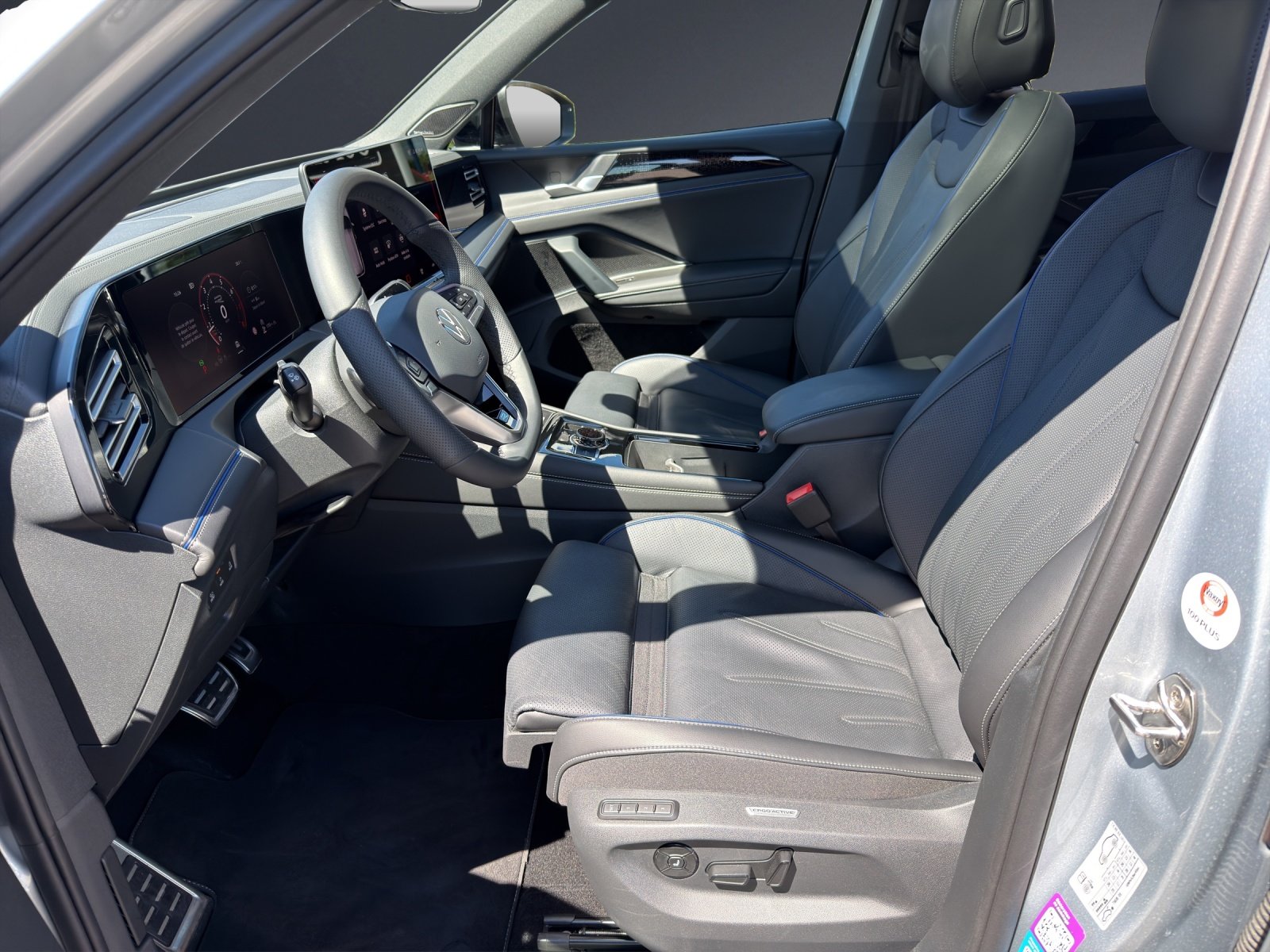 VW Tiguan 2.0 TSI DSG R-Line 4Motion, Benzin, Occasion / Gebraucht, Automatik - 6